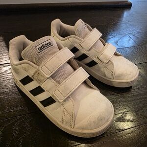 Adidas Kids White and Black Velcro Sneakers Kids Size 10K